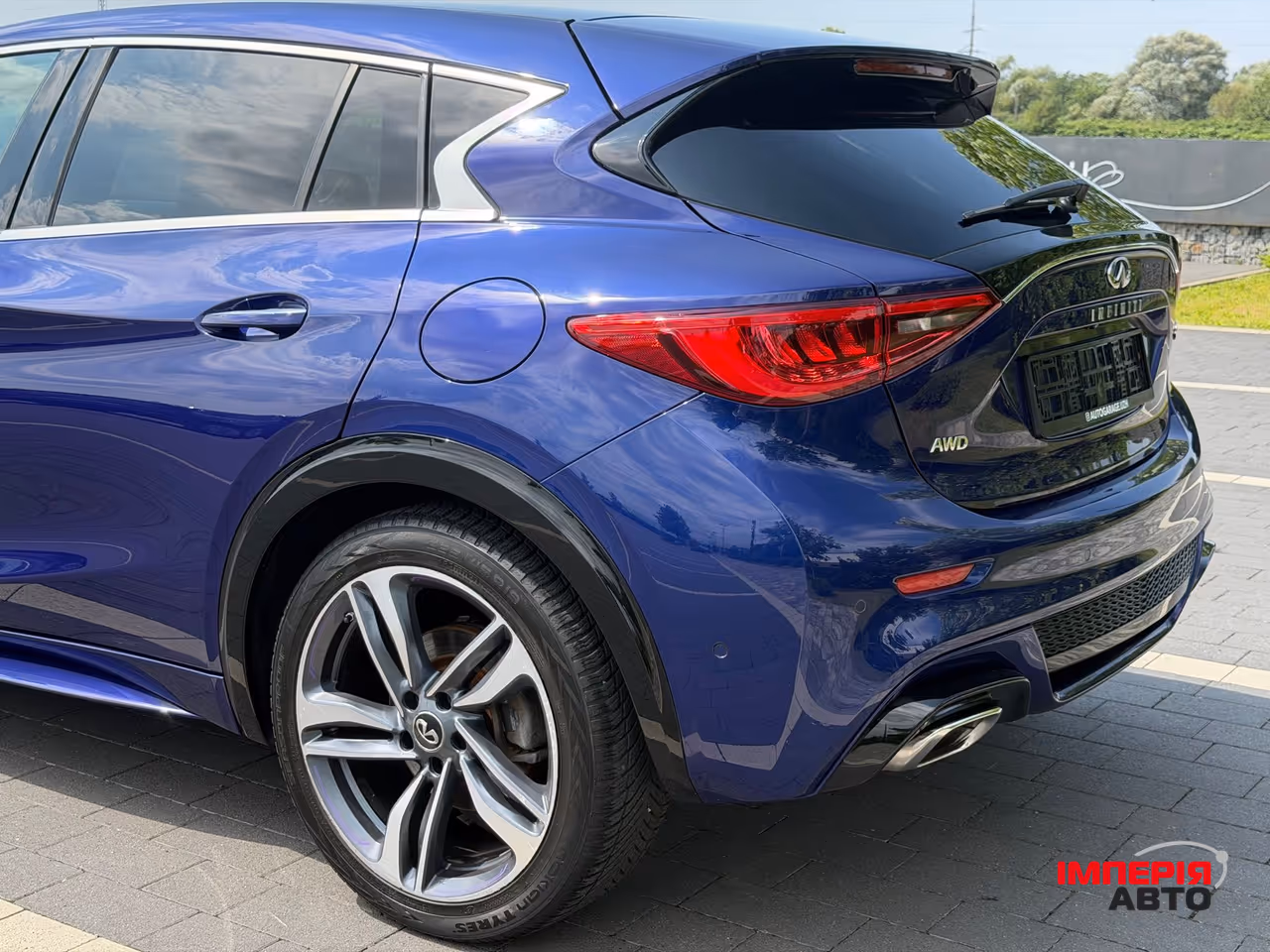 Infiniti Q30 - фото 19