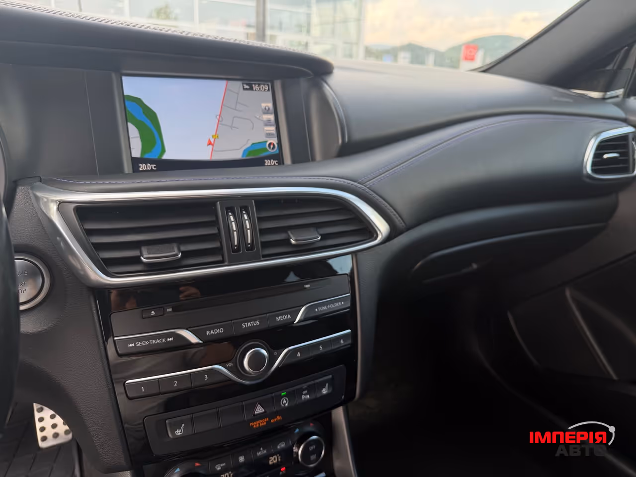 Infiniti Q30 - фото 37