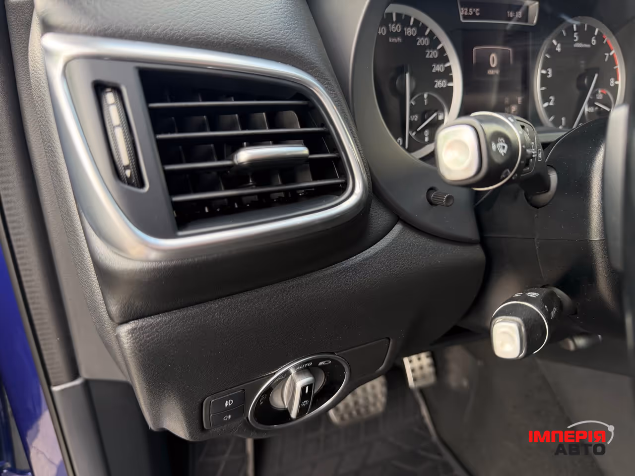 Infiniti Q30 - фото 45