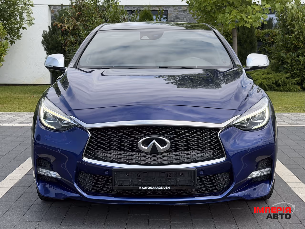 Infiniti Q30 - фото 4