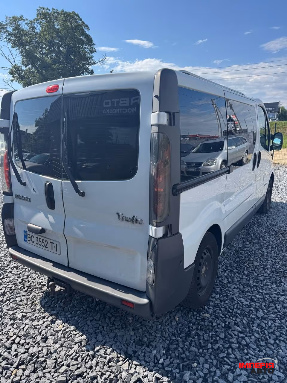 Renault Trafic - фото 10
