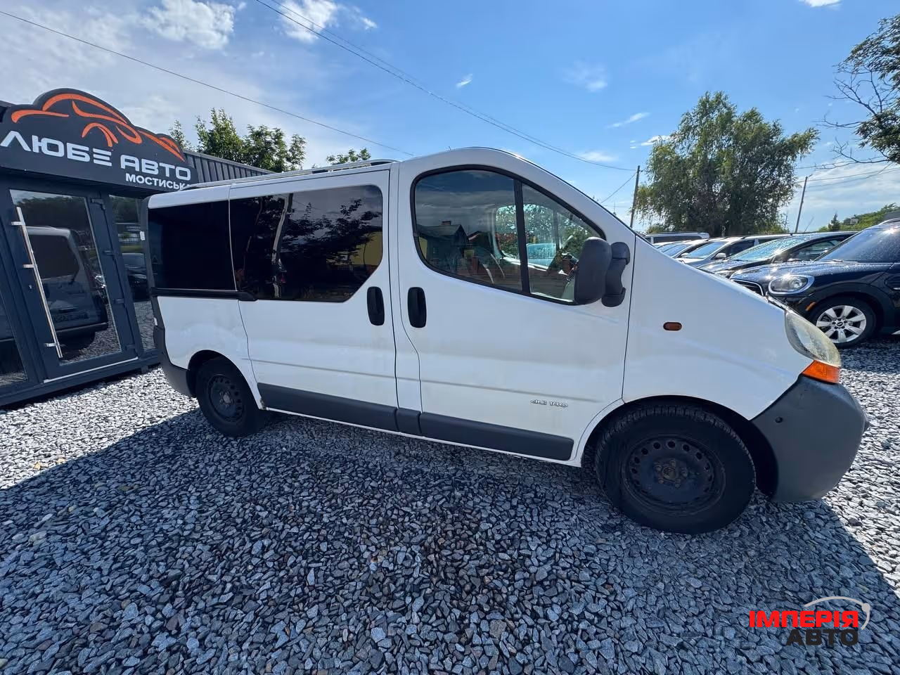 Renault Trafic - фото 6