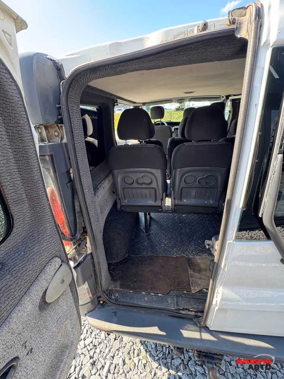 Renault Trafic - фото 37