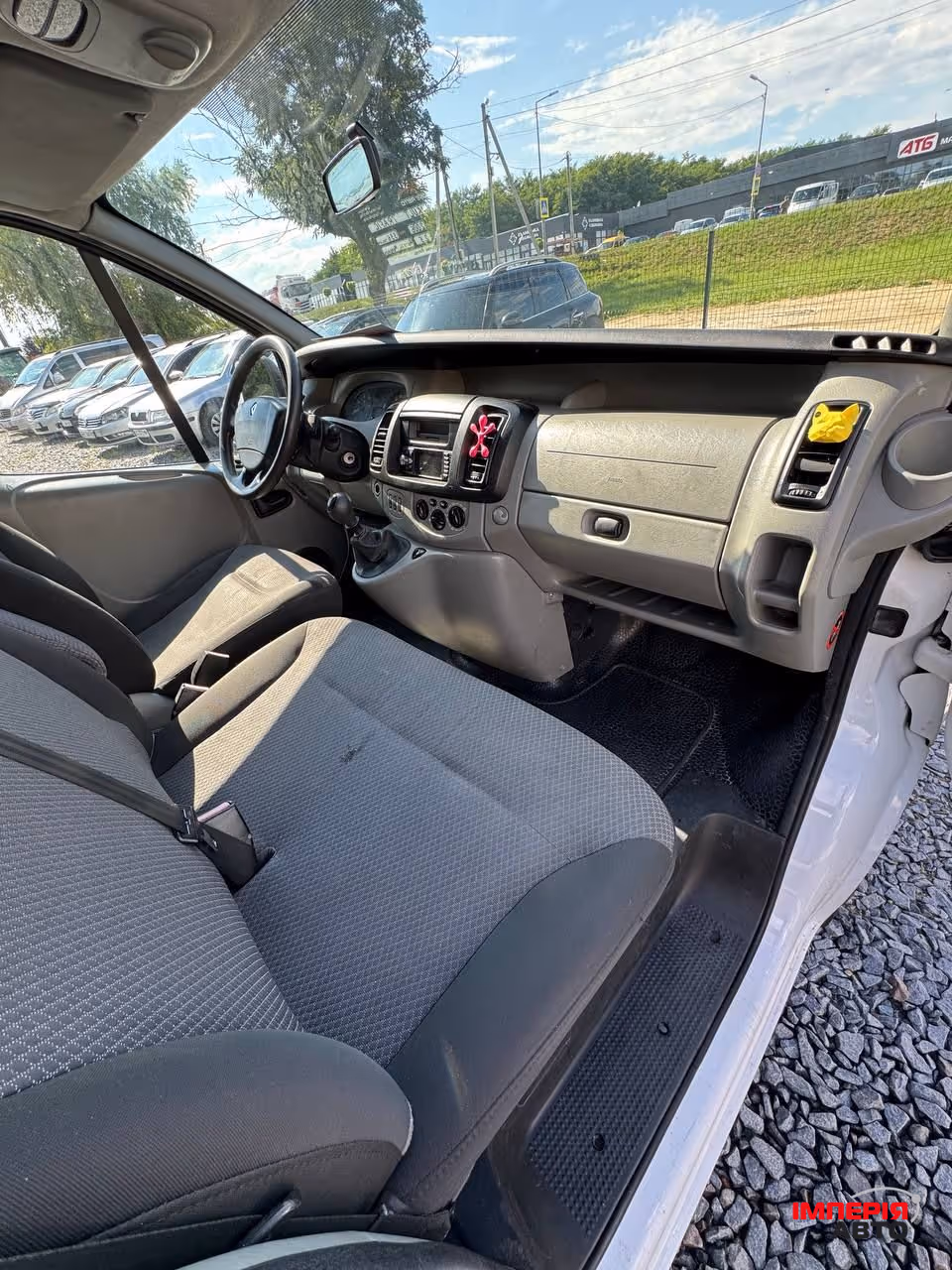 Renault Trafic - фото 29