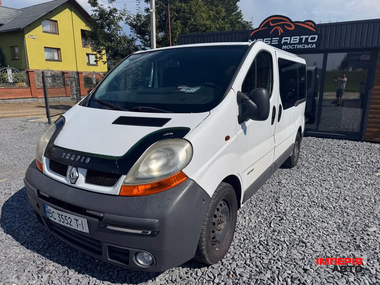 Renault Trafic - фото 19