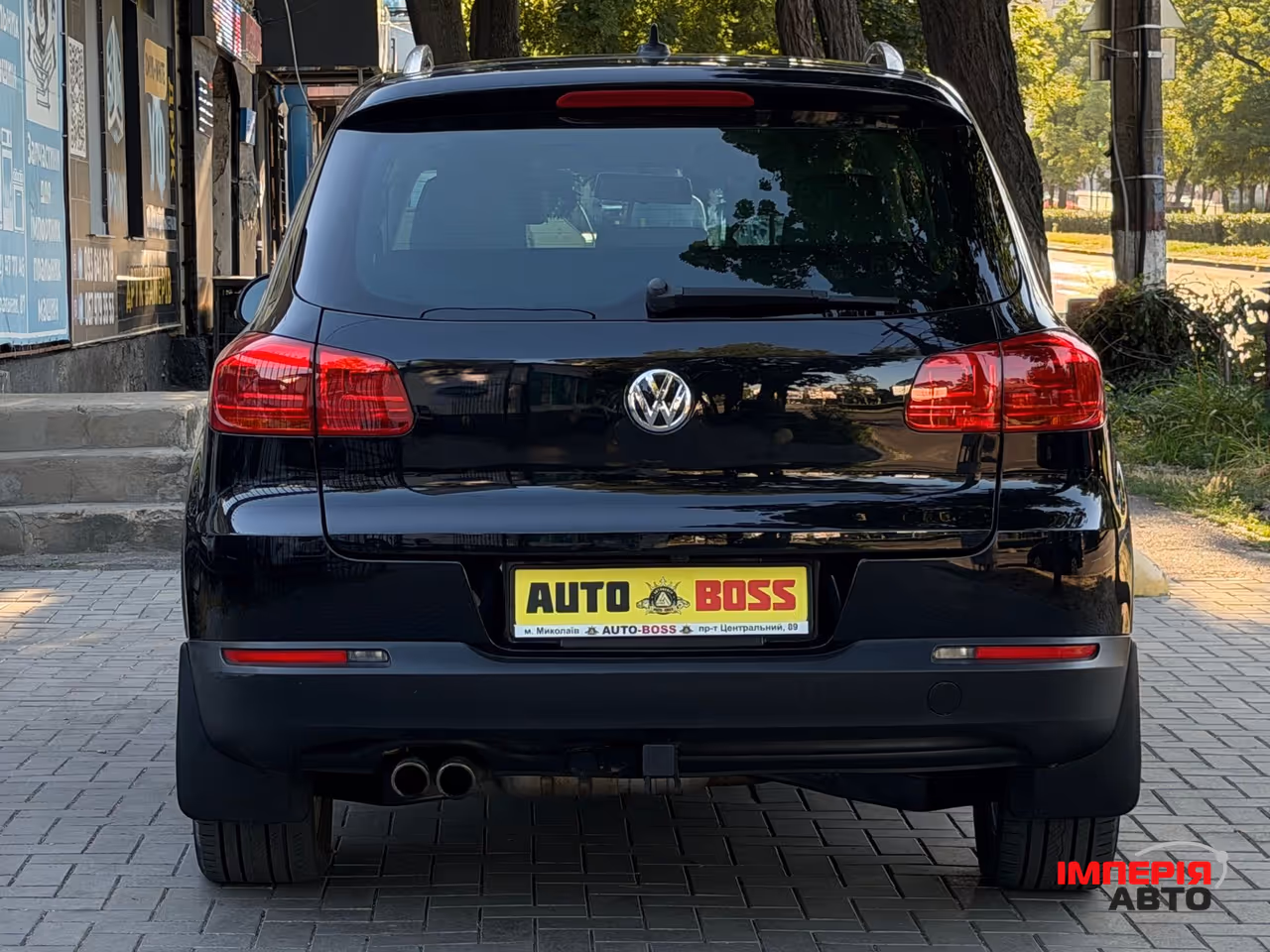 Volkswagen Tiguan - фото 8