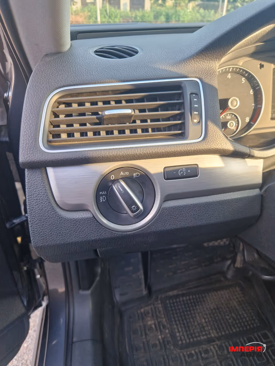 Volkswagen Passat USA/NMS - фото 15