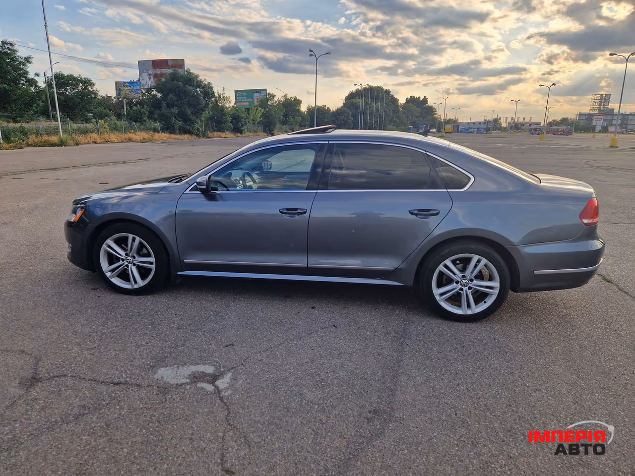Volkswagen Passat USA/NMS - фото 8