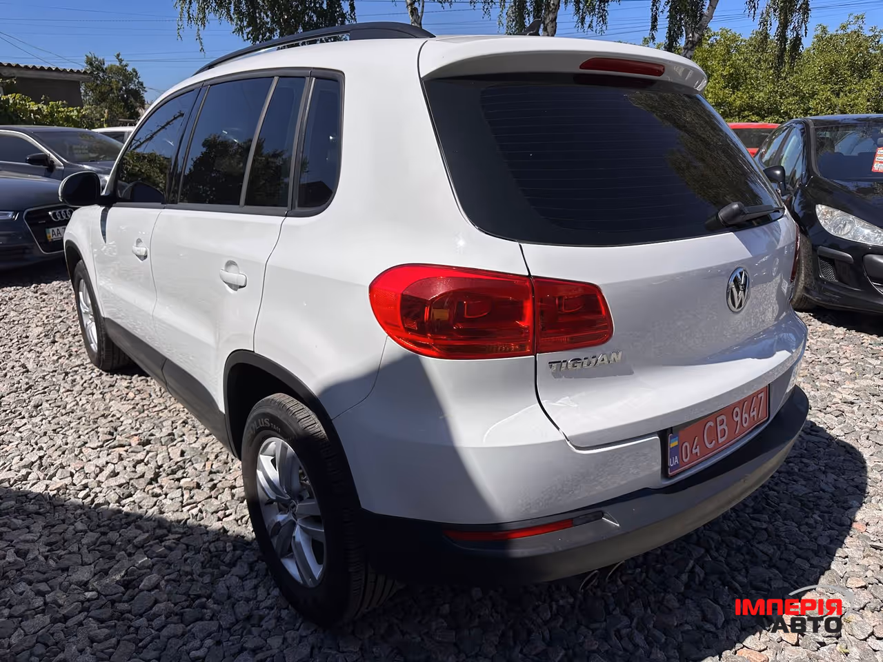Volkswagen Tiguan - фото 14