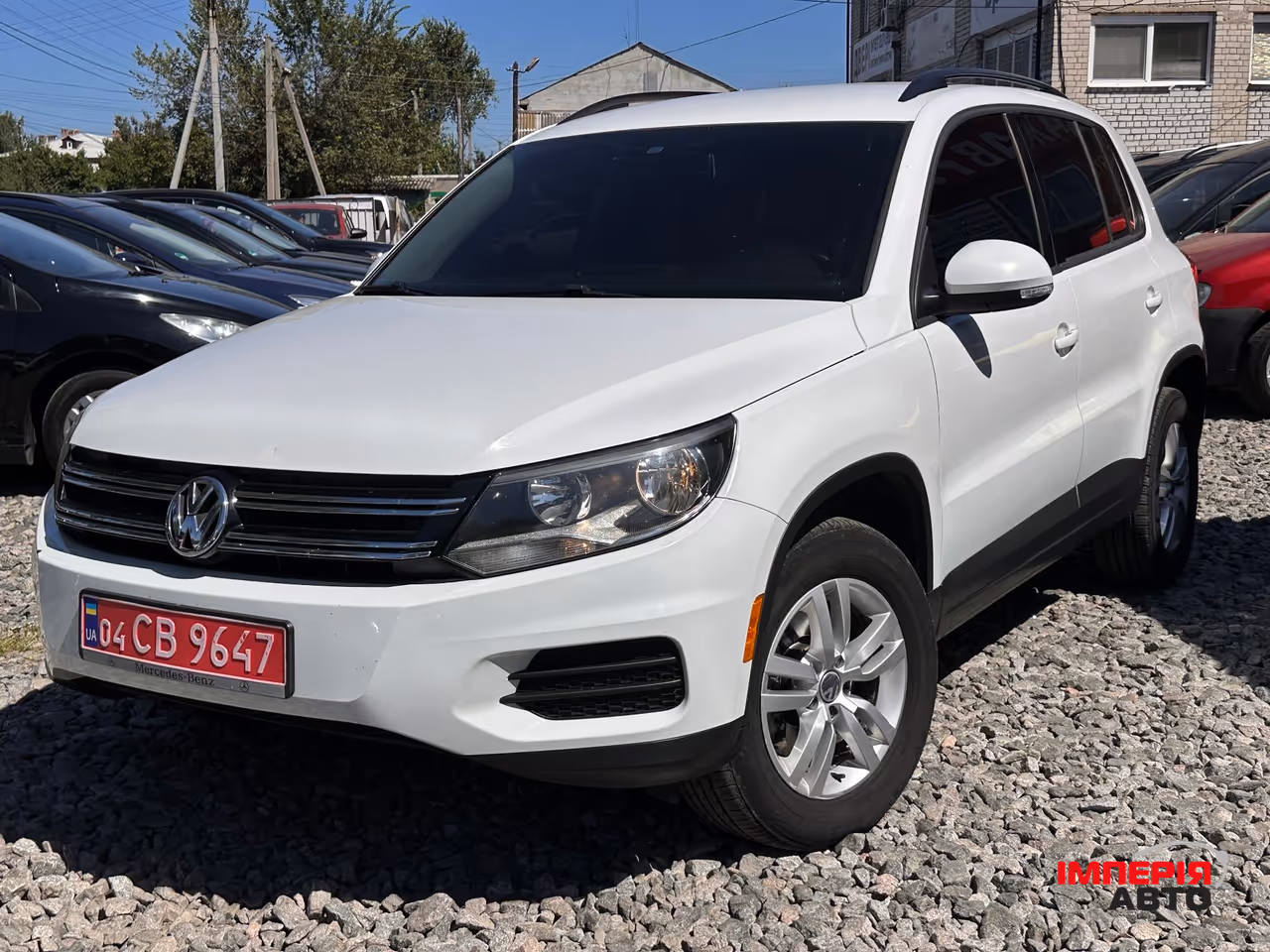 Volkswagen Tiguan - фото 2
