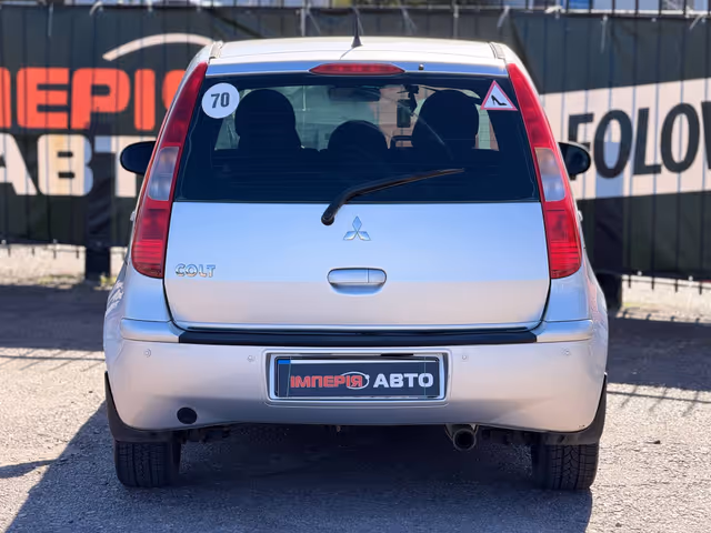 Mitsubishi Colt - зображення 4
