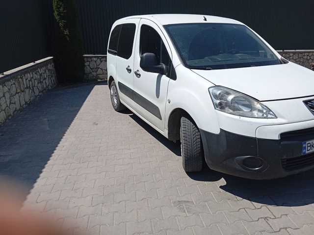 Peugeot Partner - фото 5