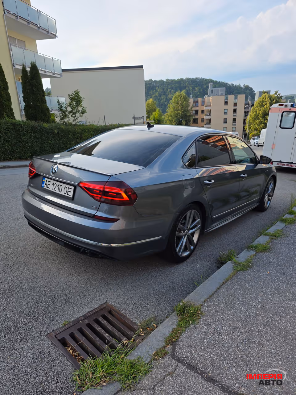 Volkswagen Passat - фото 11