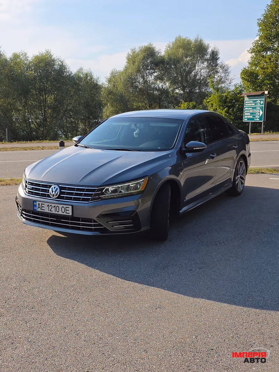 Volkswagen Passat - фото 6