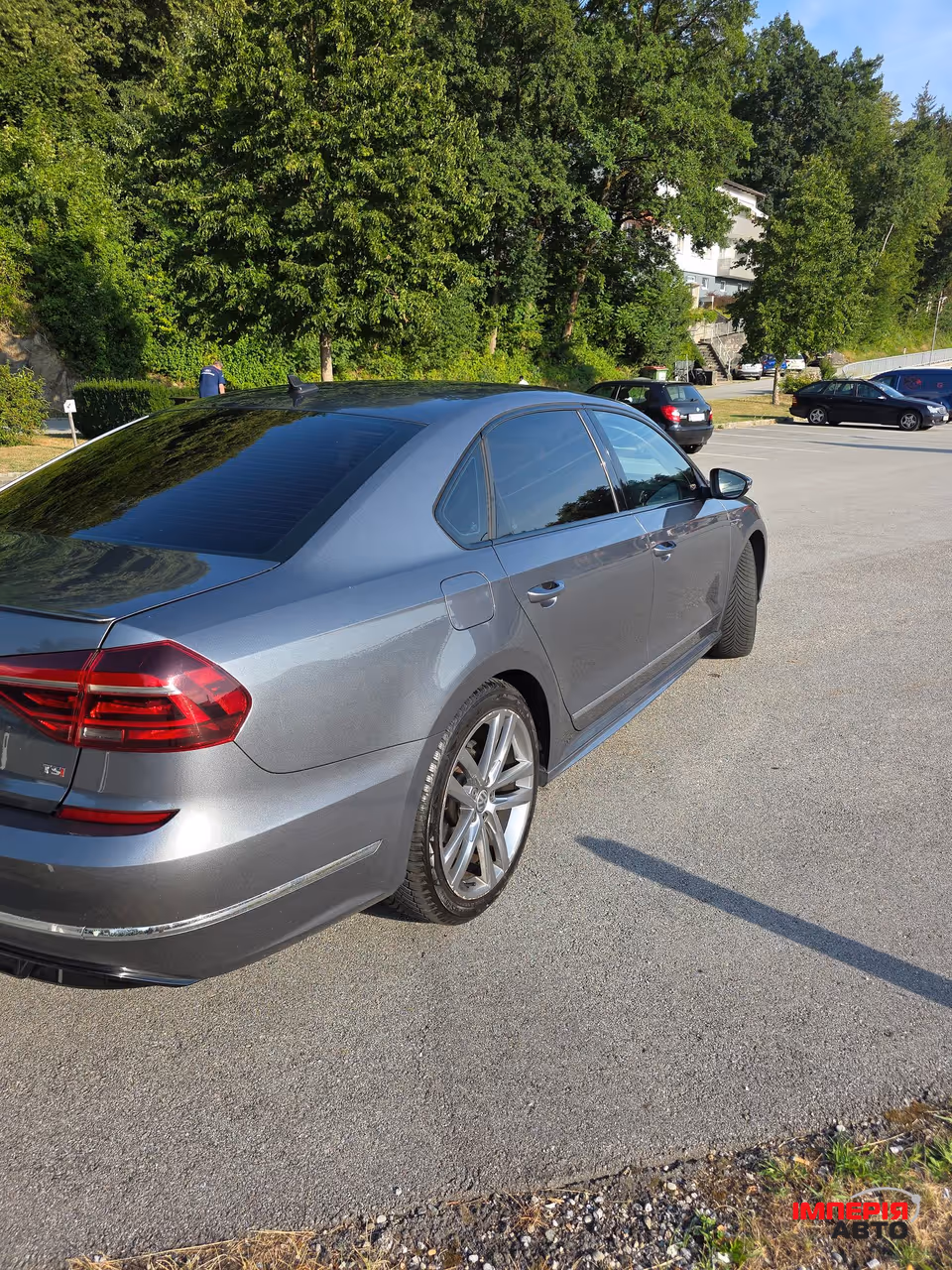 Volkswagen Passat - фото 3
