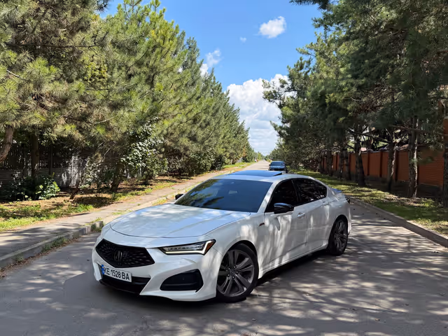 Acura TLX - зображення 1