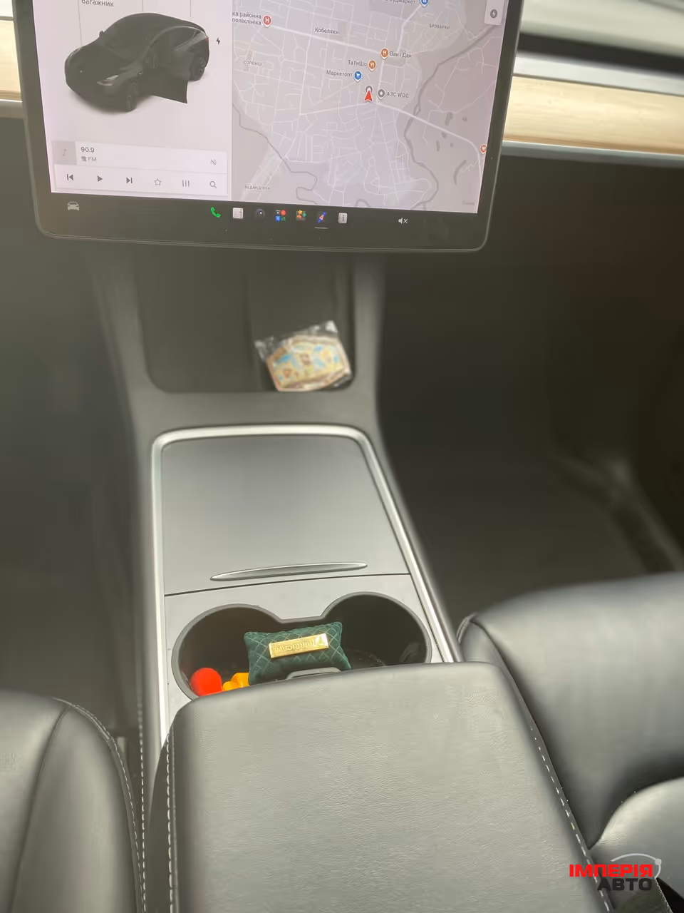 Tesla Model Y - фото 7