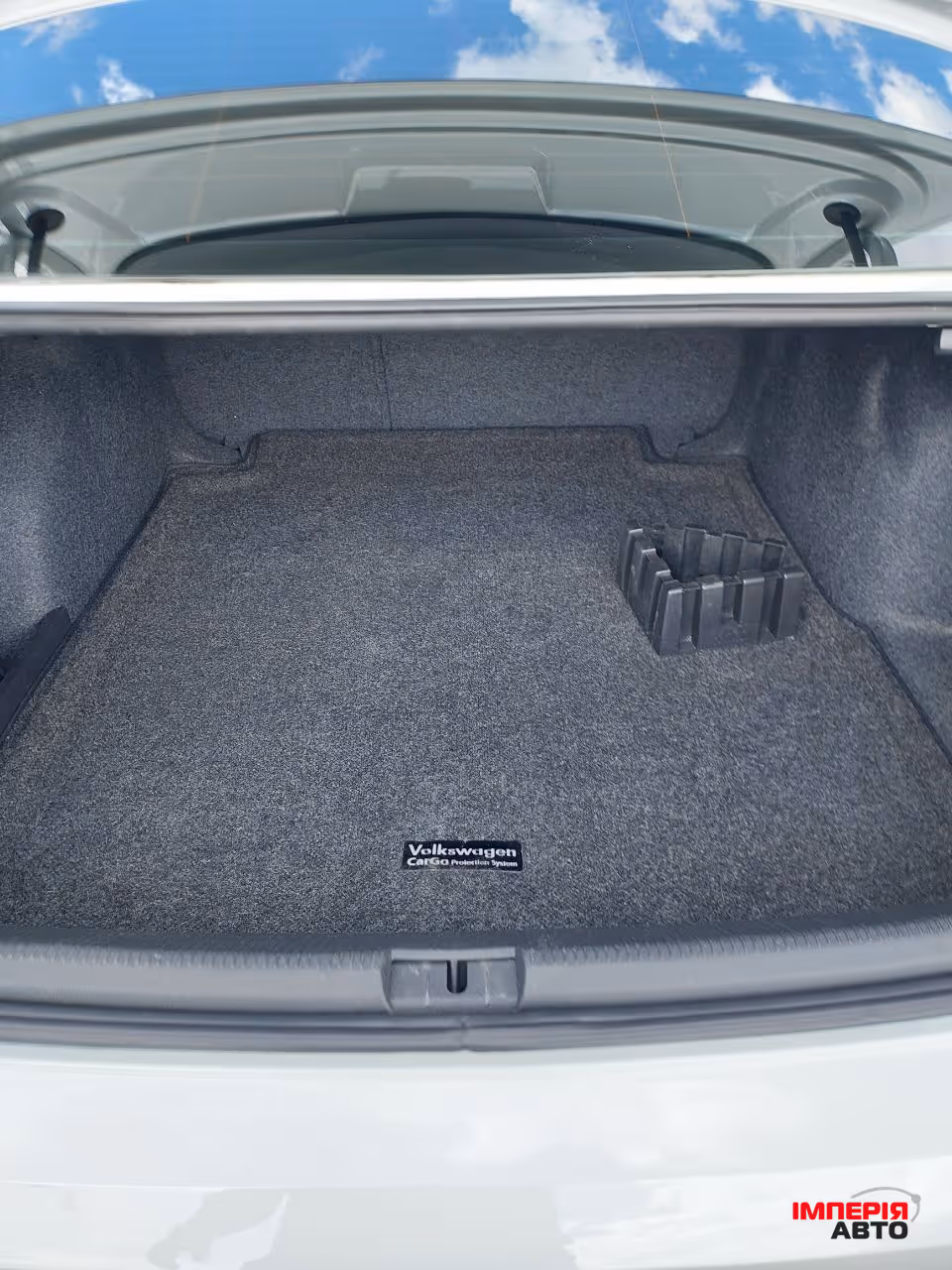 Volkswagen Passat - фото 14