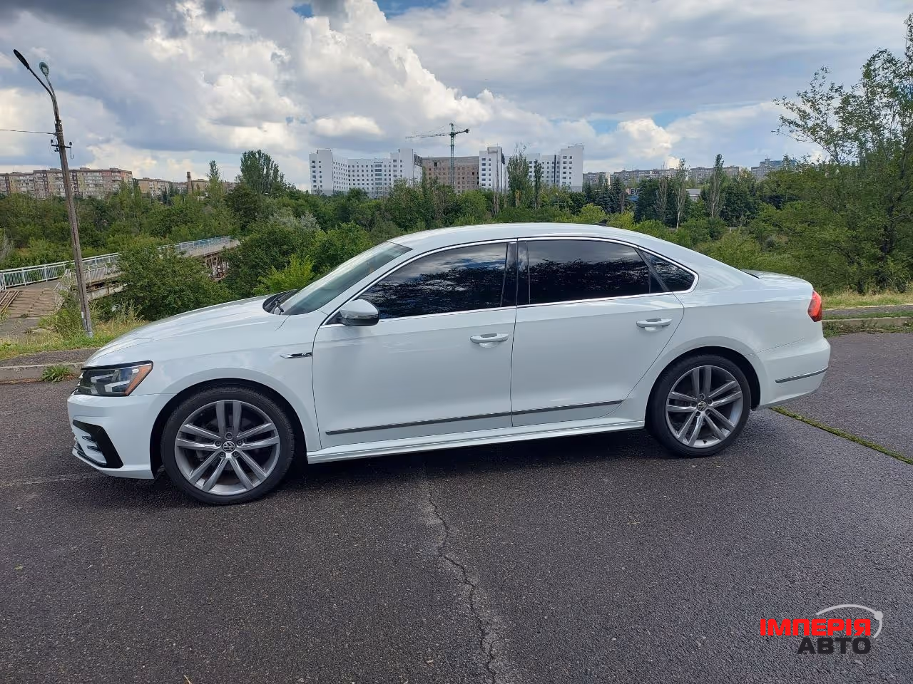 Volkswagen Passat - фото 5