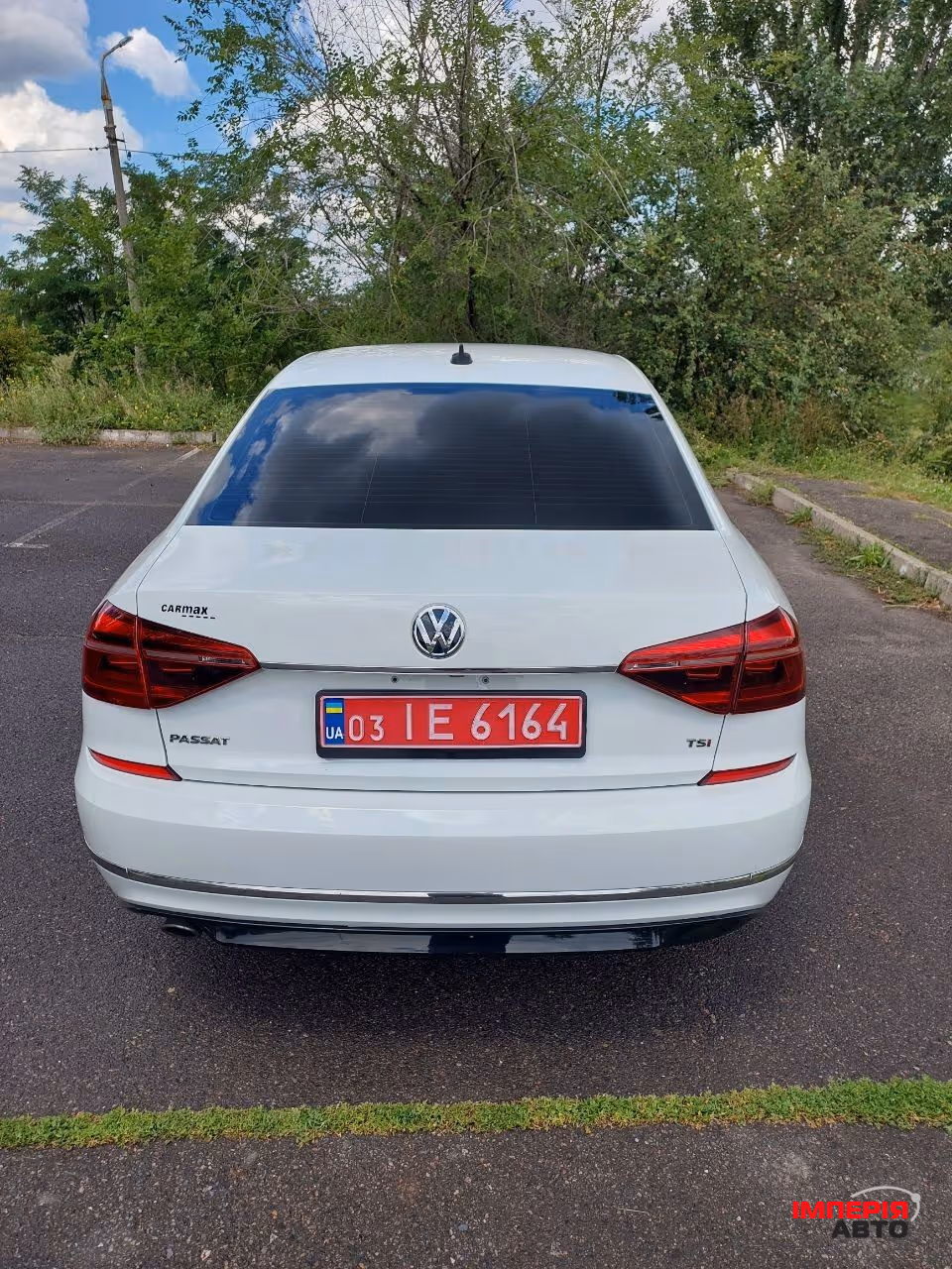 Volkswagen Passat - фото 4