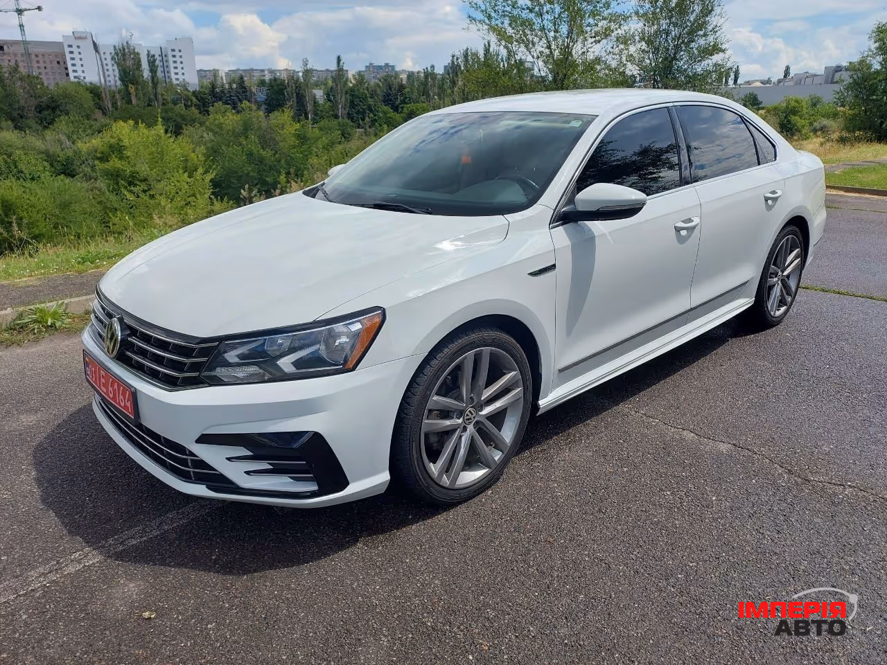 Volkswagen Passat - фото 3