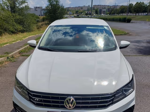 Volkswagen Passat - зображення 1