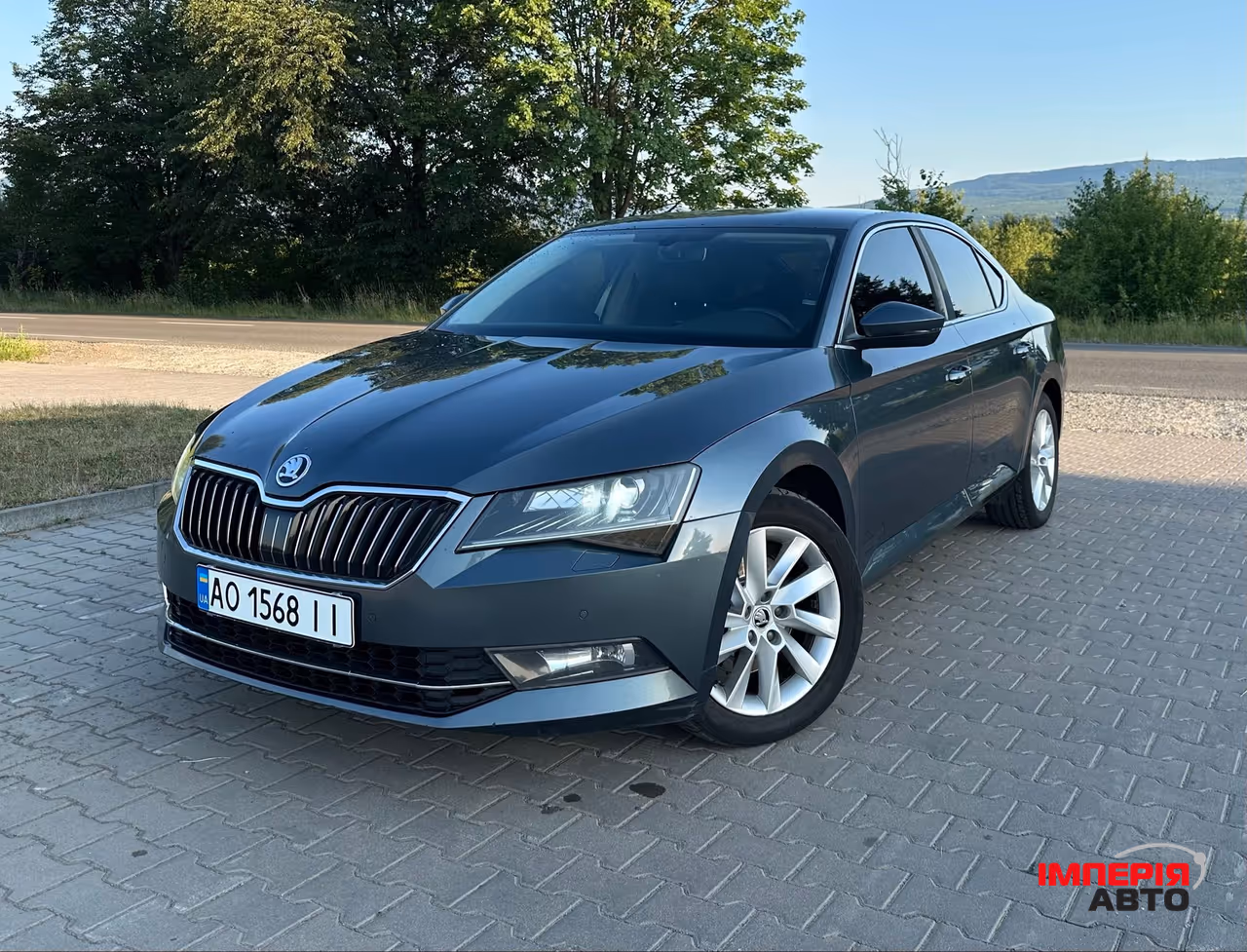 Skoda Superb - фото 1