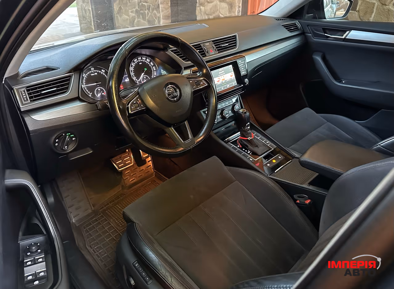 Skoda Superb - фото 6
