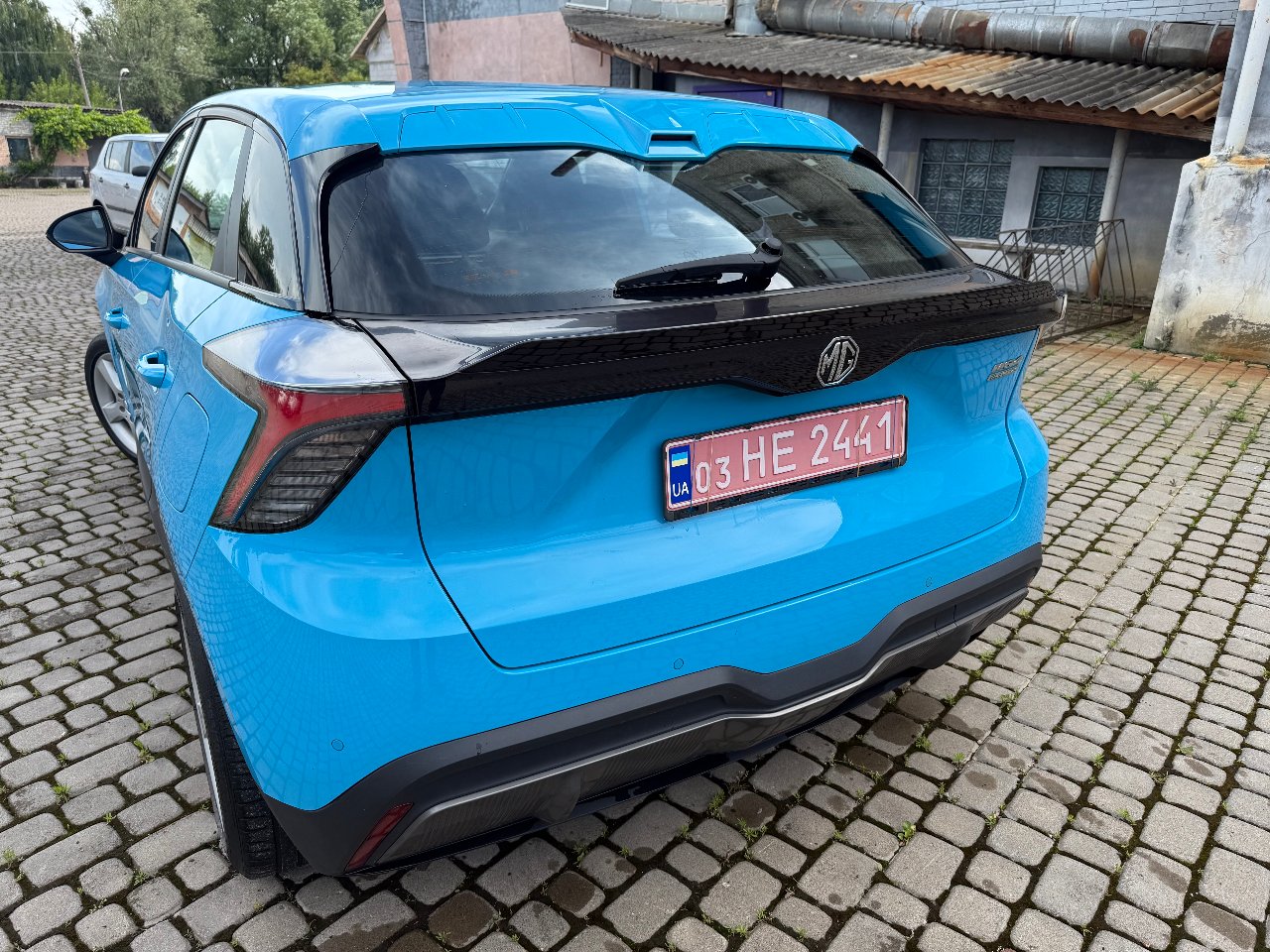 MG 4 EV - фото 12