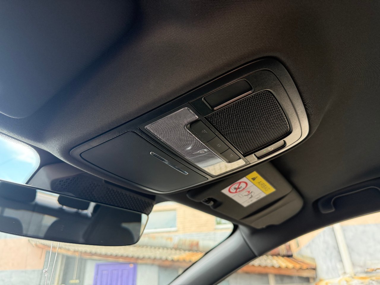 MG 4 EV - фото 25