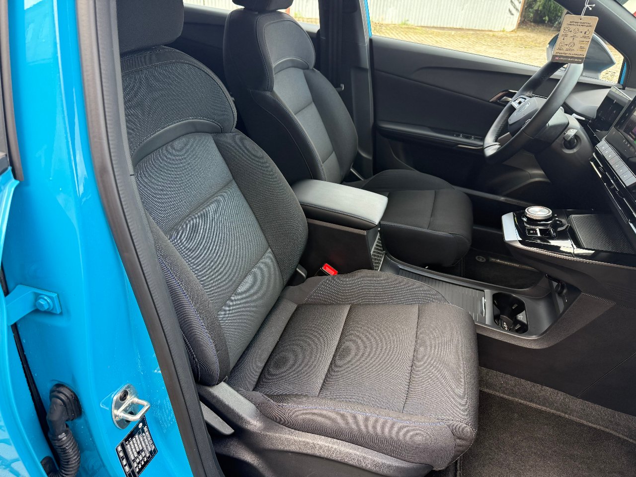 MG 4 EV - фото 47