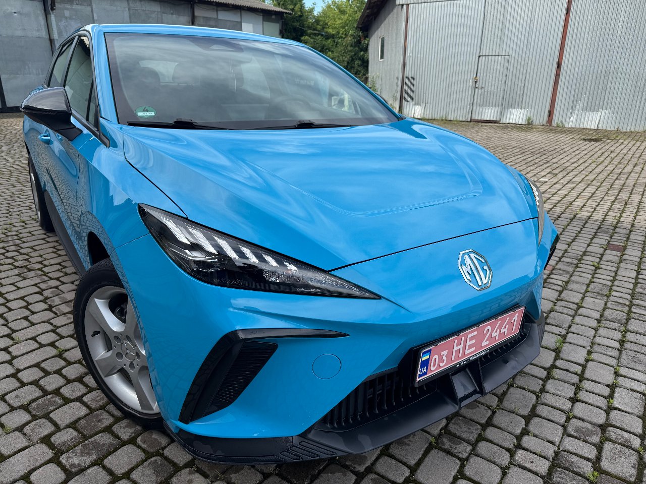 MG 4 EV - фото 5