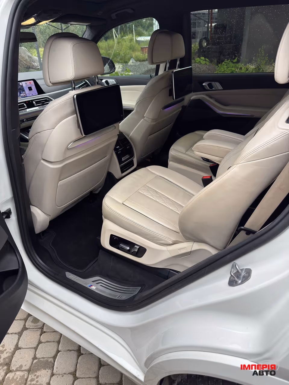 BMW X7 - фото 19