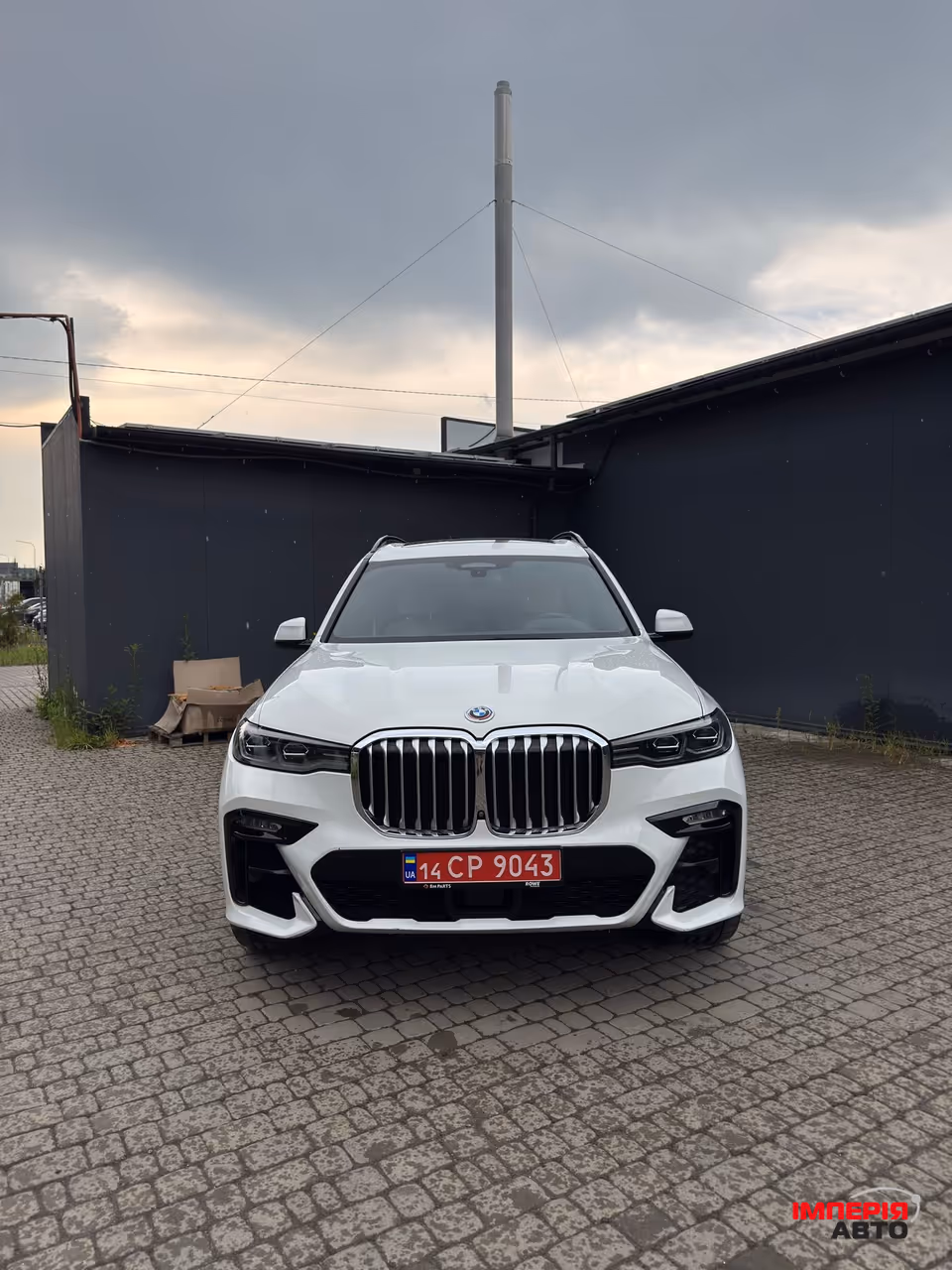 BMW X7 - фото 3
