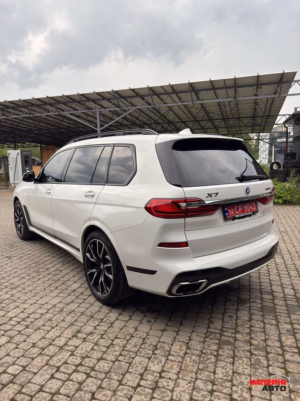 BMW X7 - фото 7