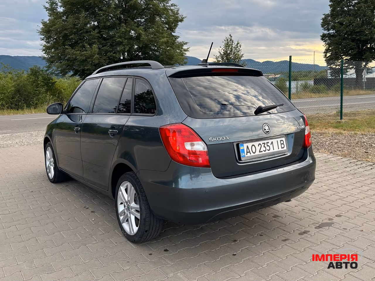 Skoda Fabia - фото 3