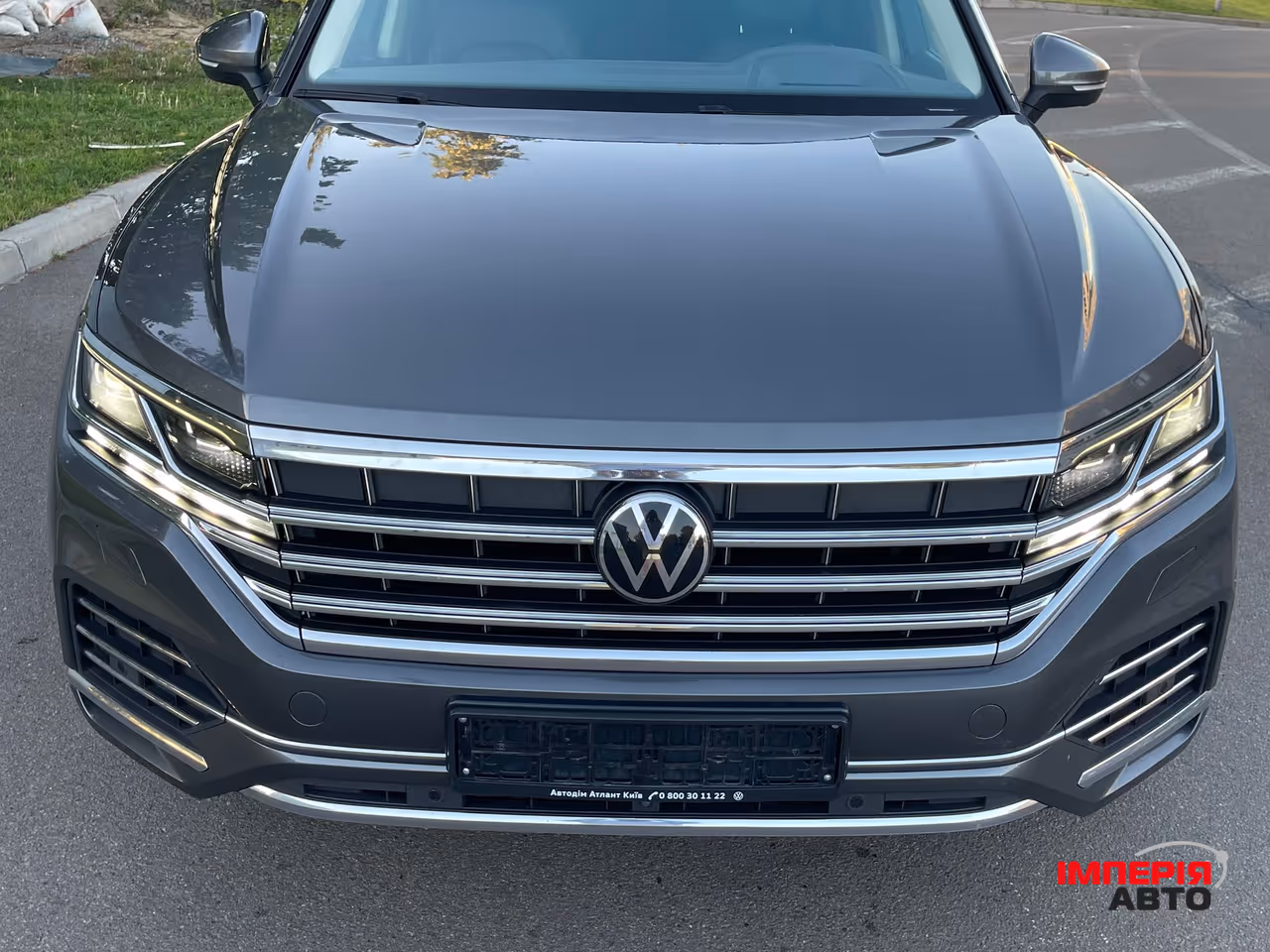 Volkswagen Touareg - фото 16