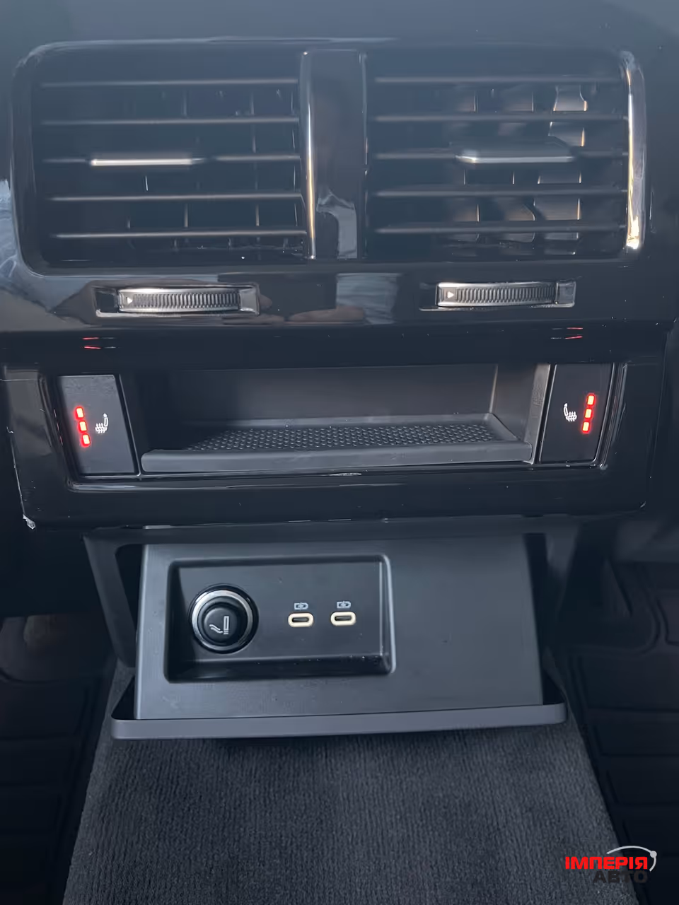 Volkswagen Touareg - фото 41