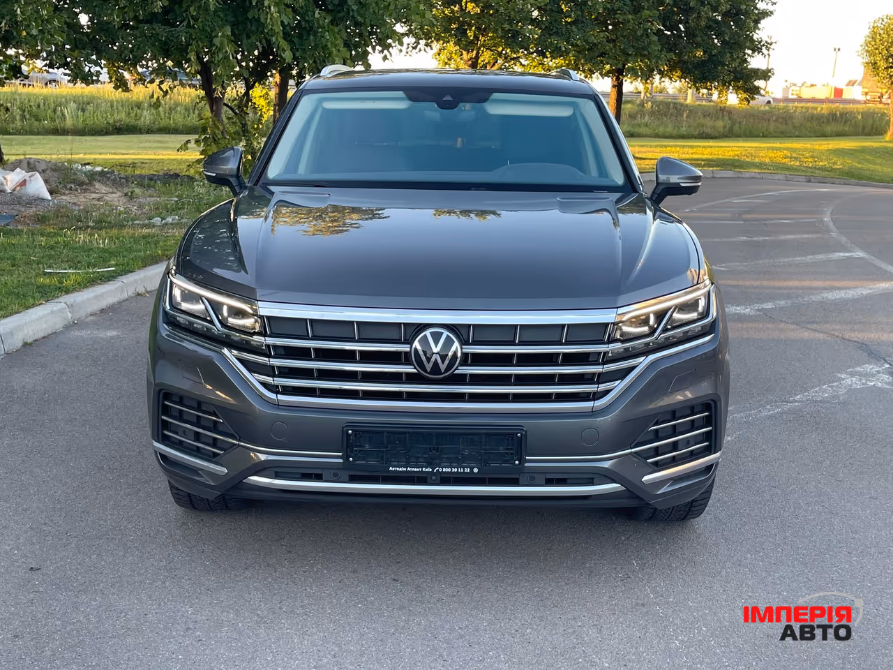Volkswagen Touareg - фото 3