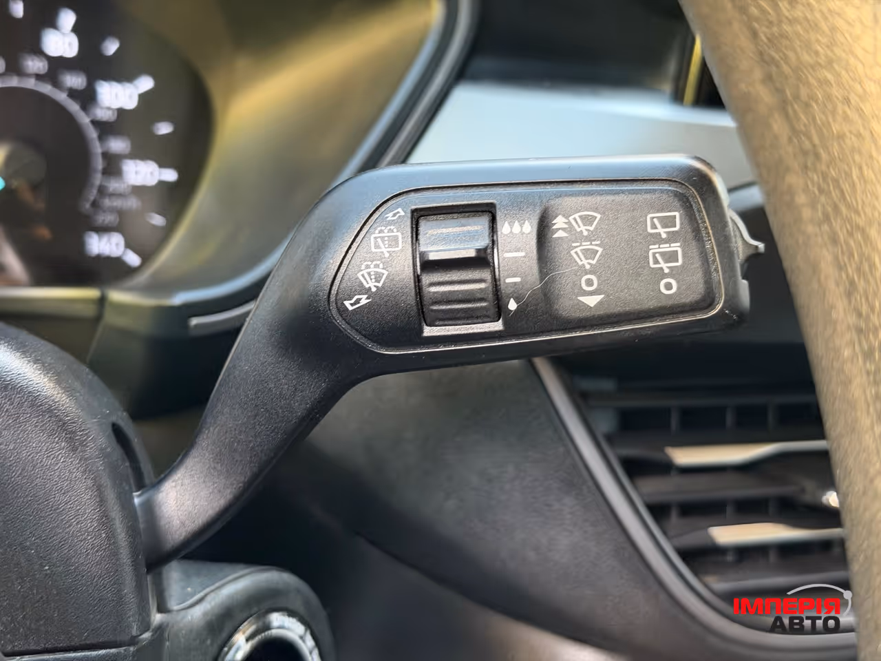 Ford Escape - фото 45