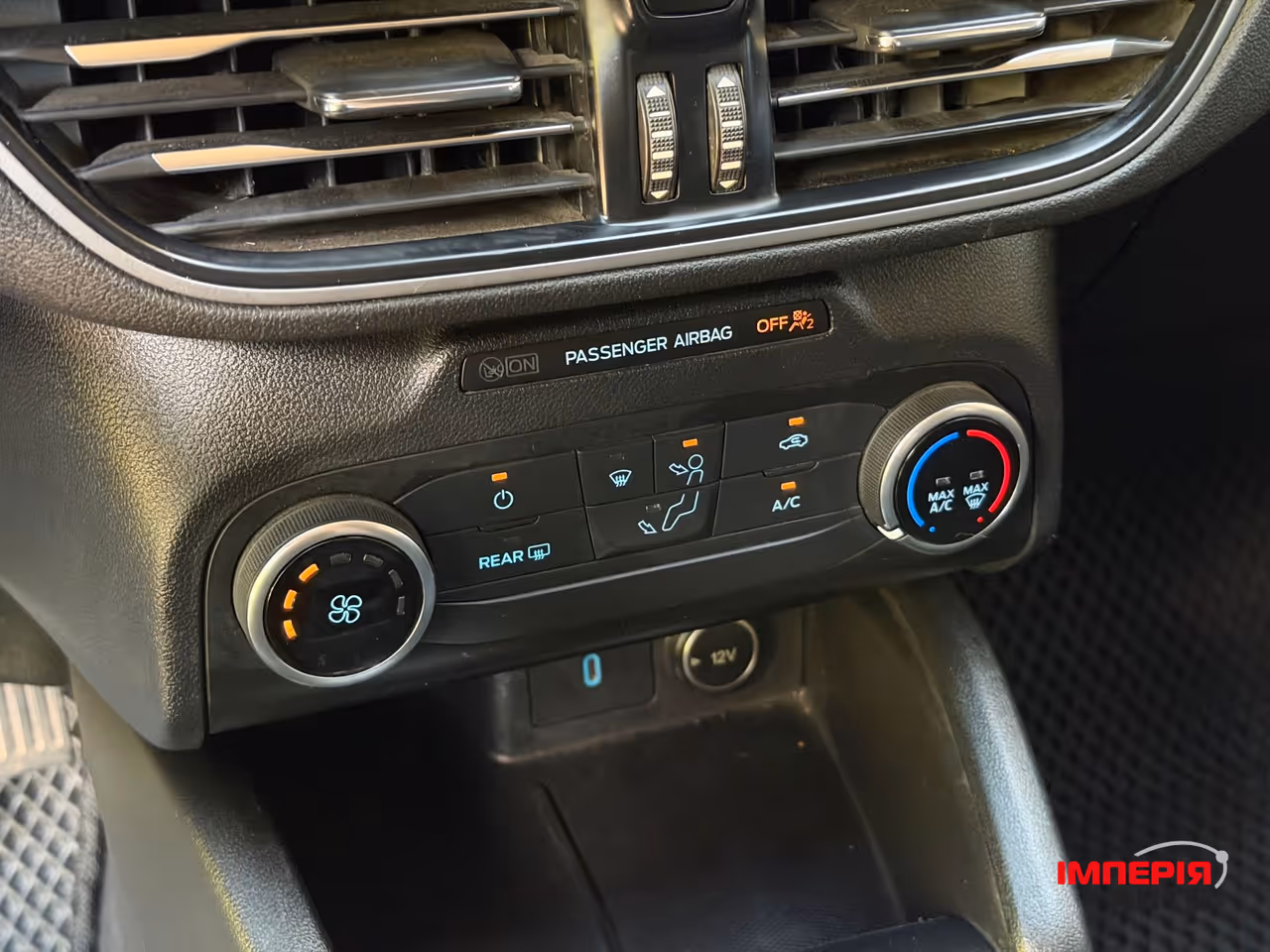 Ford Escape - фото 47