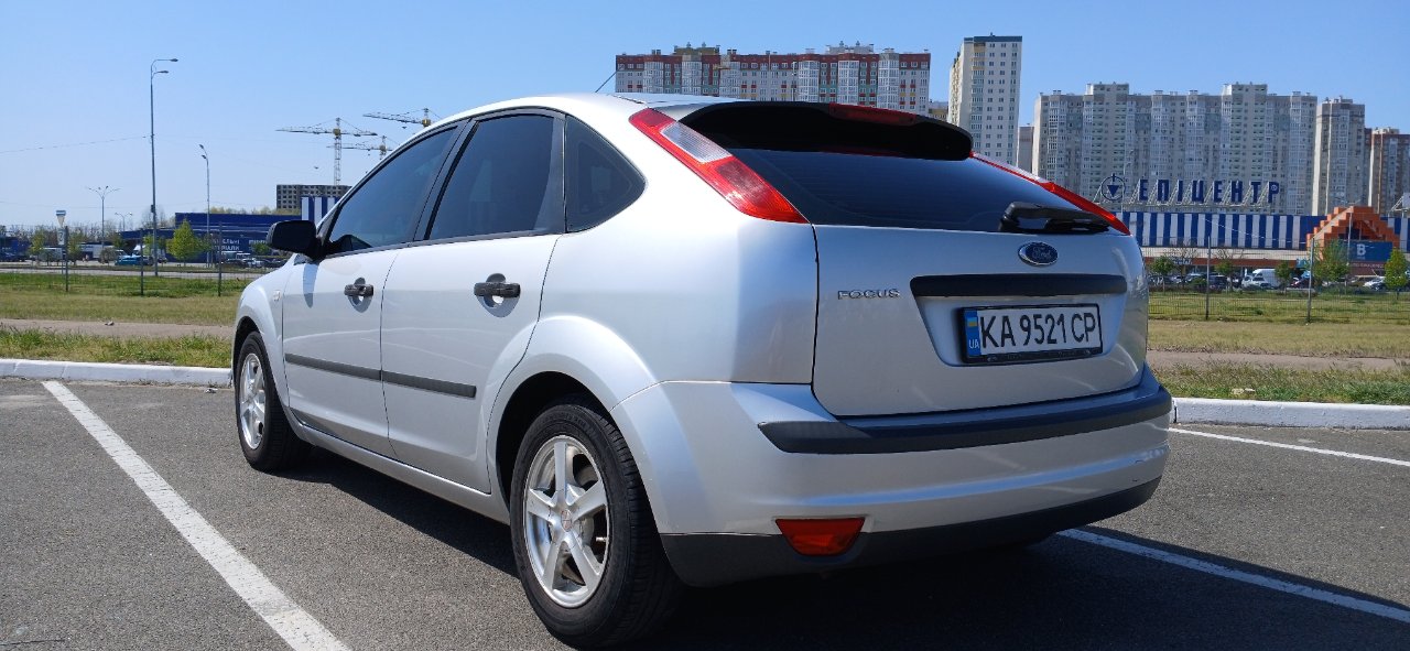 Ford Focus - фото 1