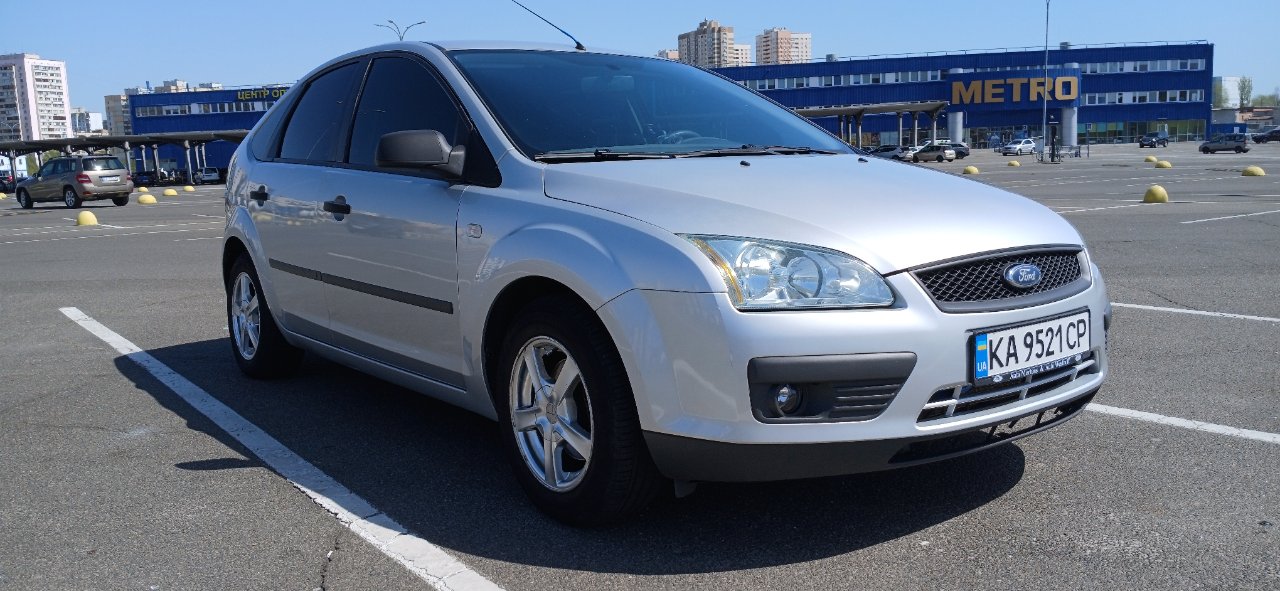 Ford Focus - фото 6