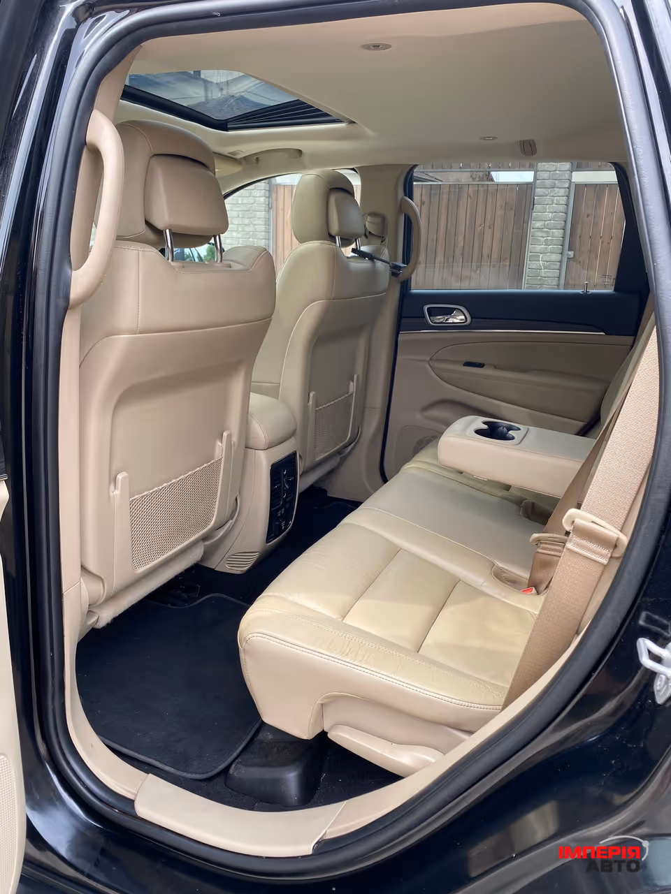 Jeep Grand Cherokee - фото 11