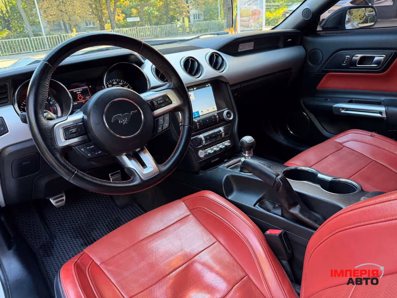 Ford Mustang - фото 9
