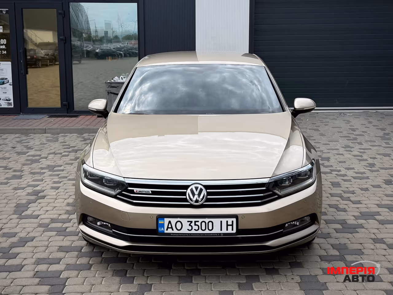 Volkswagen Passat - фото 5