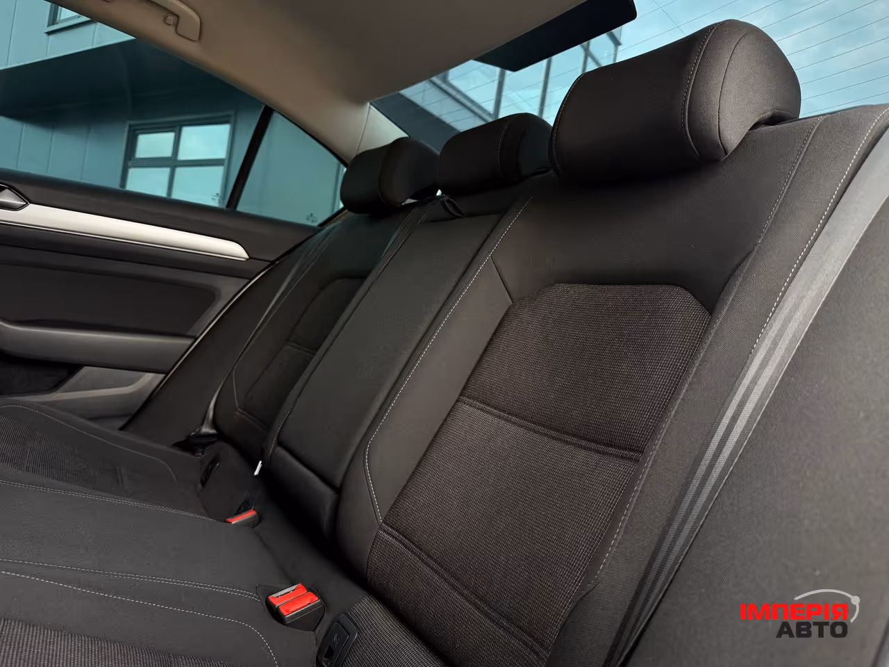 Volkswagen Passat - фото 27