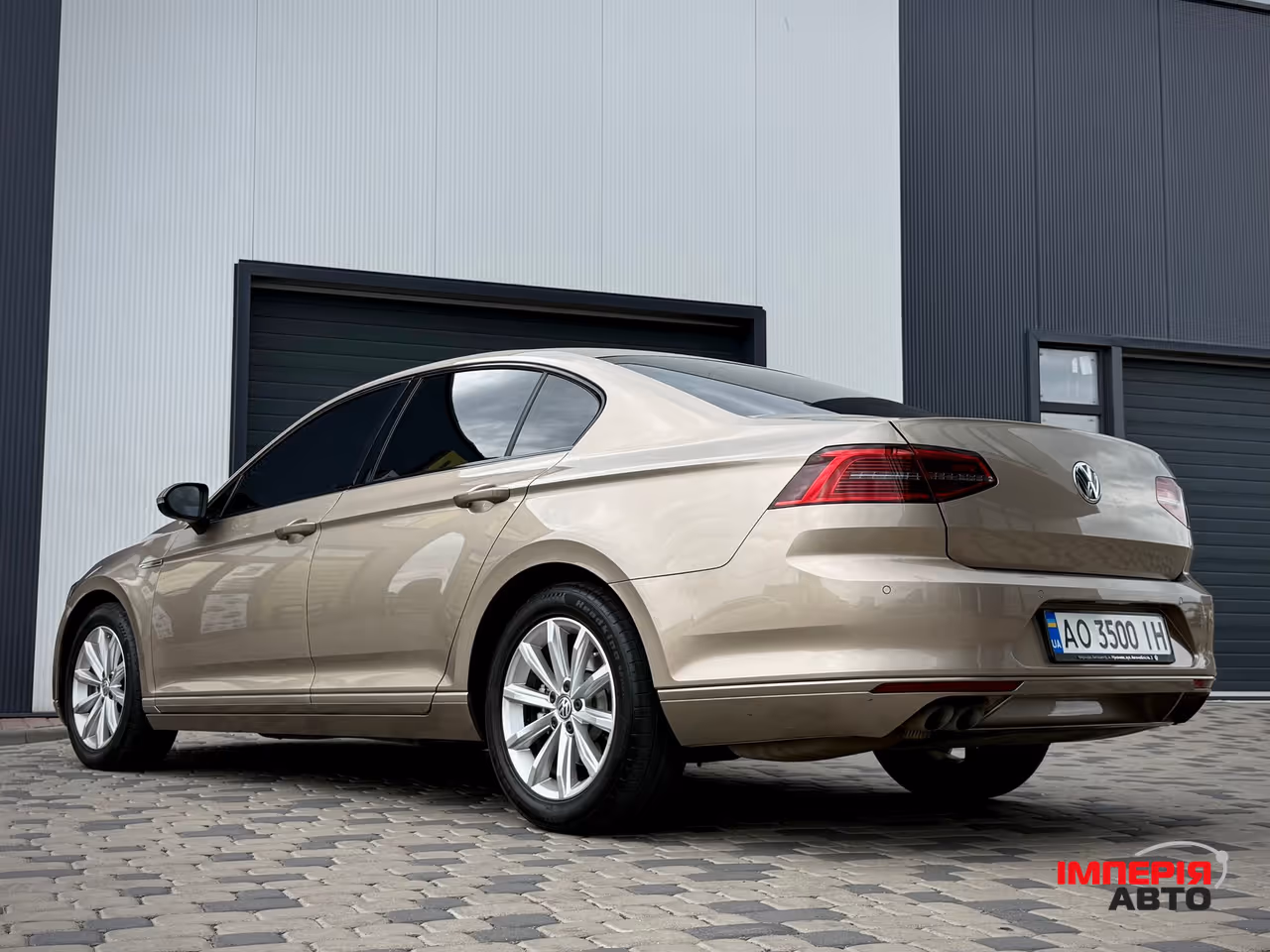 Volkswagen Passat - фото 20