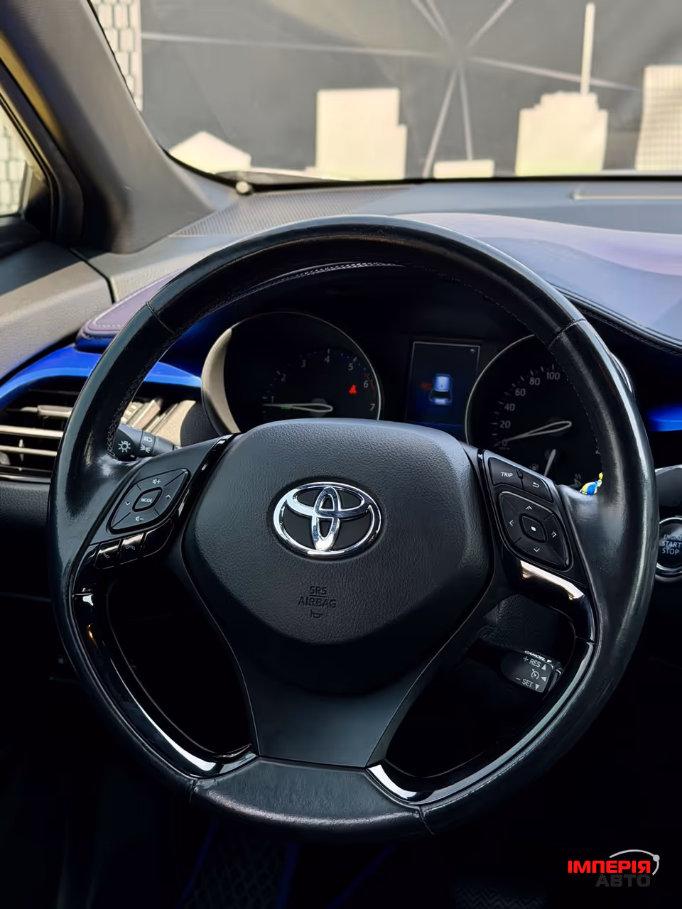 Toyota C-HR - фото 12