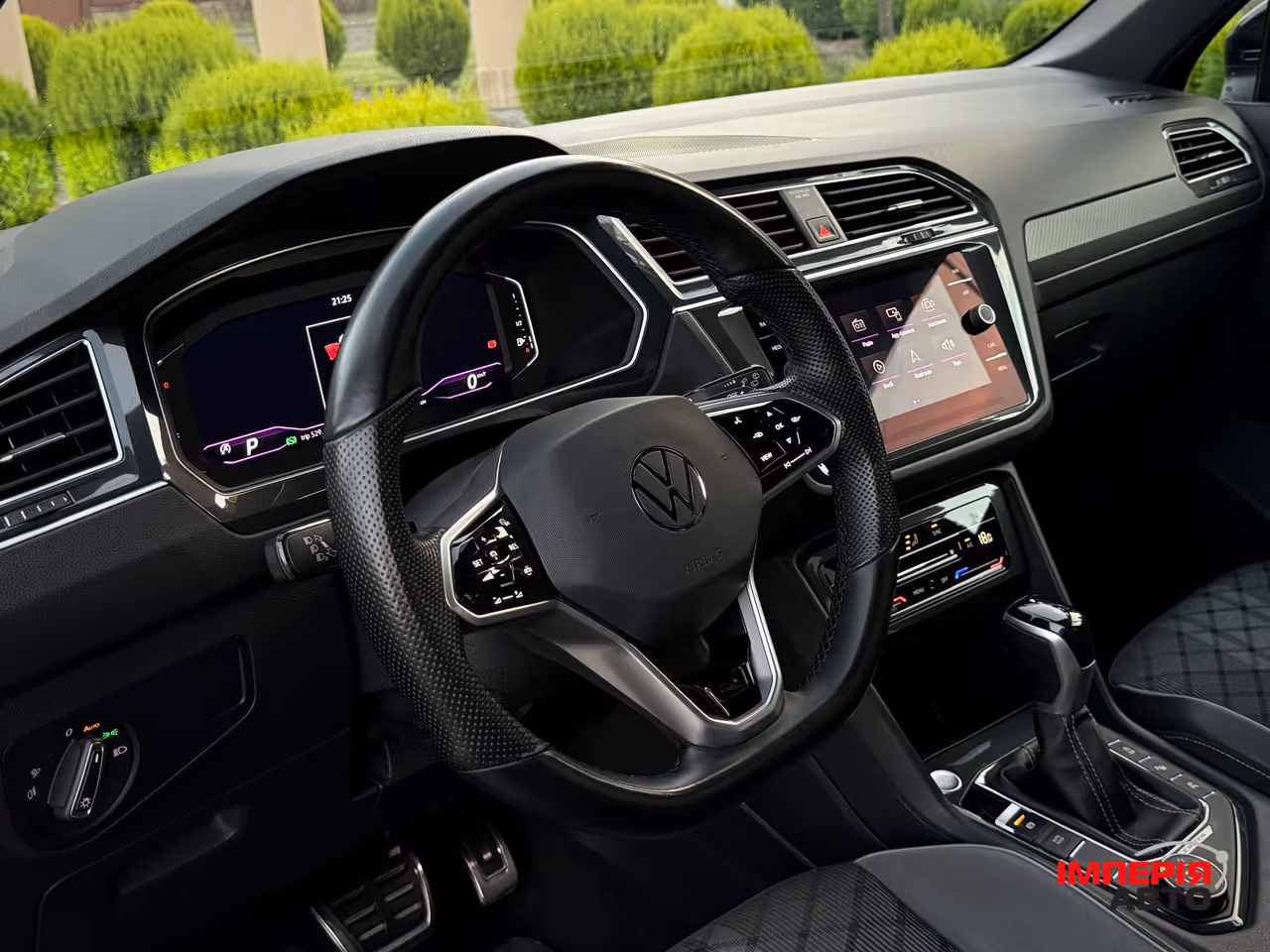 Volkswagen Tiguan - фото 26